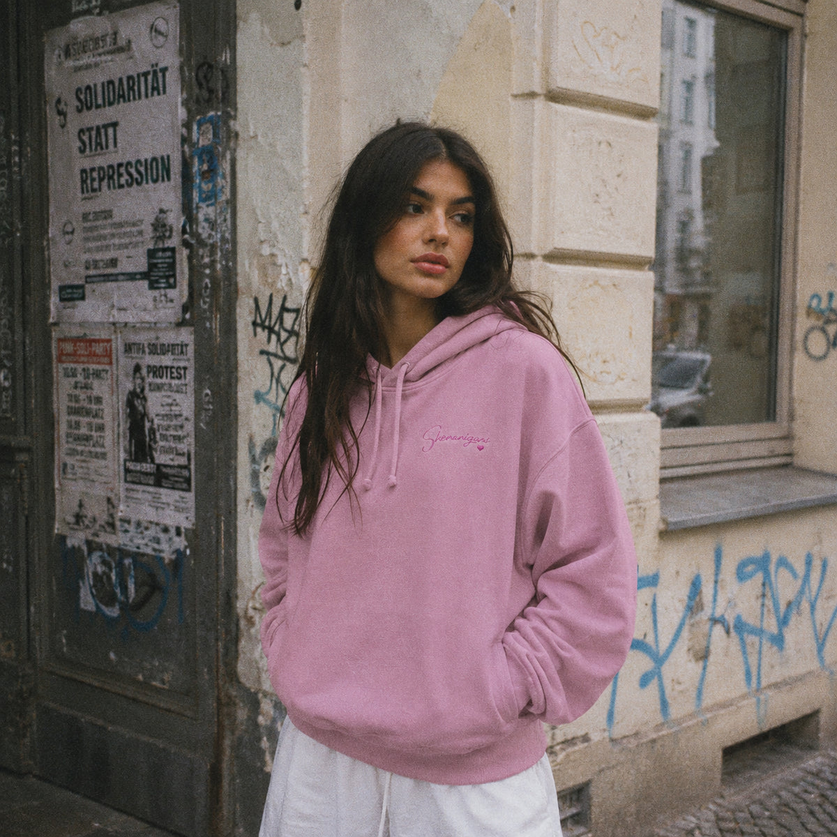 Shenanigans Boxcut Hoodie – Organic Womens Stitched – KABUFF Kreuzberg