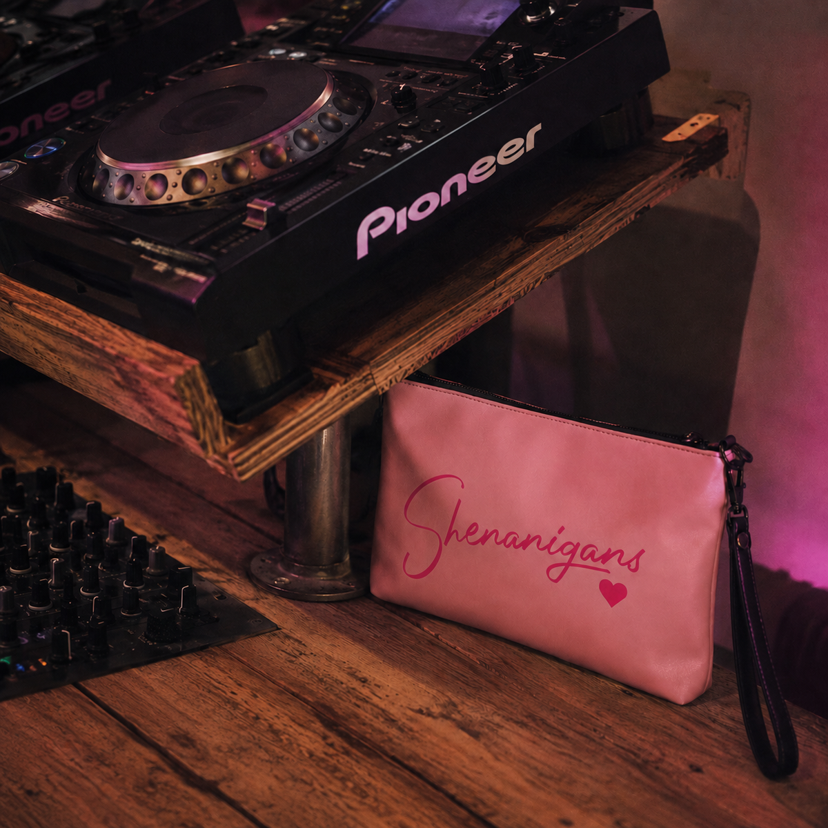 Shenanigans Crossbody Bag – KABUFF Kreuzberg
